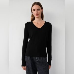 White + Warren Womens‎ 100% Merino Wool Black VNeck Sweater Size Small